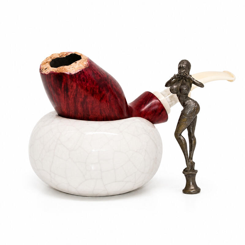 Handmade tobacco pipe with Savinelli Goccia Pipe Stand and pewter tamper
