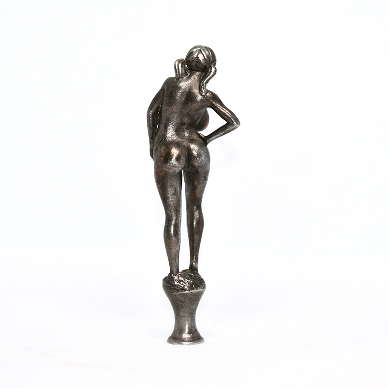 Pipe tamper crafted from fine pewter with Female Figure