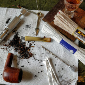 Herramientas para cuidar una pipa de tabaco