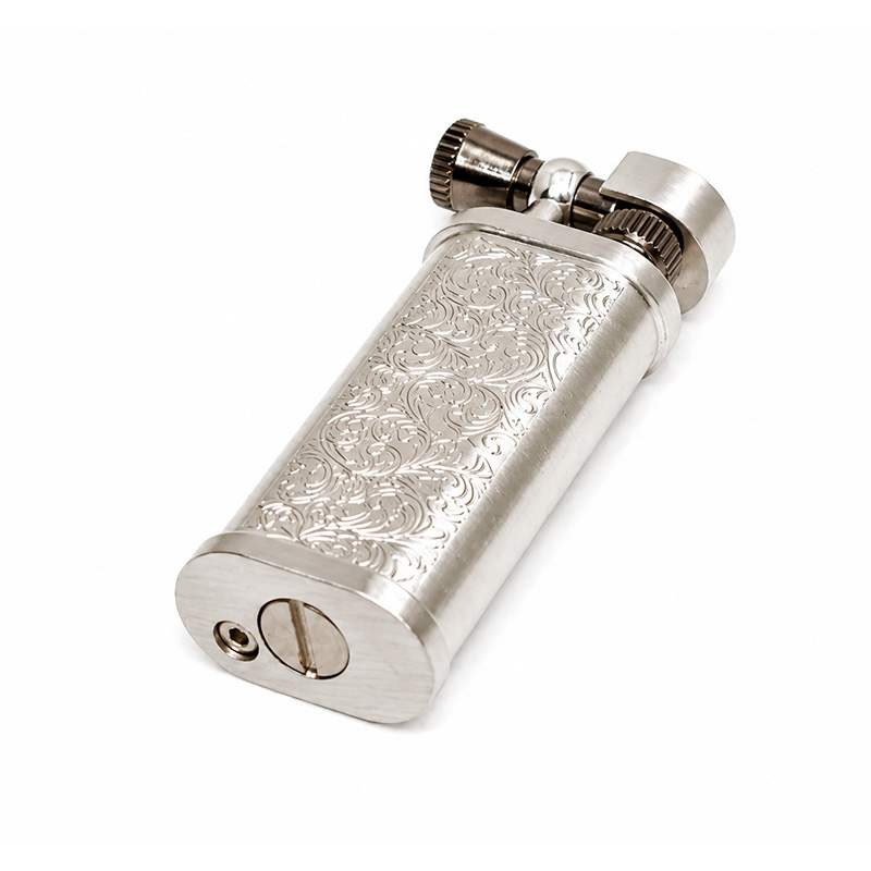 Encendedor para pipas de tabaco de mecha de gasolina. fabricado en metal
