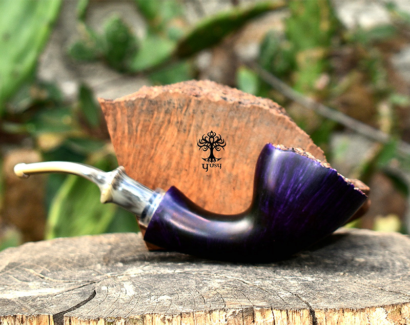 Pipa para tabaco Danish Freehand Púrpura Iridiscente Elaborada por Yusy Pipe Art