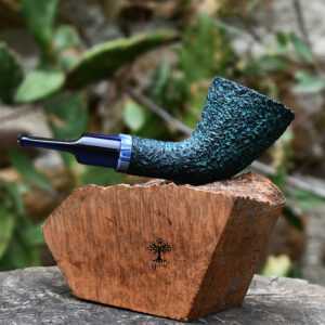 Pipa para tabaco artesanal Freehand Bent Dublin de brezo verde turquesa de Yusy Pipe Art