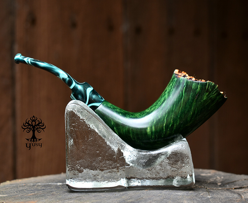 Pipa para tabaco Freehand modelo Horn color verde esmeralda