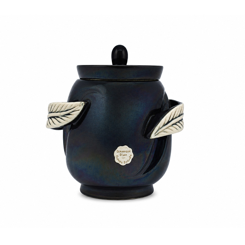Denicotea France Tobacco Jar with 3 Integrated Pipe Rests